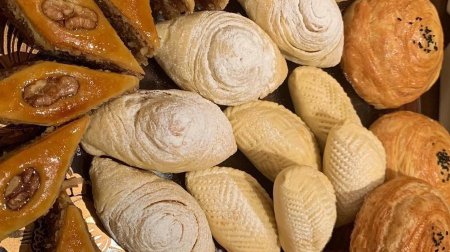 Bayramda çox şirniyyat yemisiniz?