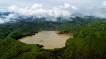 Afrikadakı qatil göl - bir neçə dəqiqədə yüzlərlə insanın həyatına son qoyub - FOTO