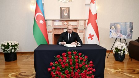 Prezident Gürcüstan səfirliyində - Başsağlığı verdi &ndash; FOTO