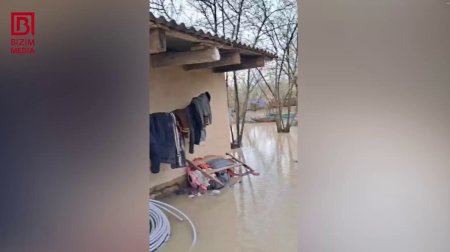 Qusarda köməksiz vəziyyətdə qalan ailə təxliyə olundu &ndash; VİDEO &ndash; ÖZƏL 