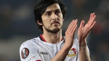 Hökumətə etiraz etdi, millidən uzaqlaşdırıldı