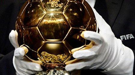 "Qızıl top"un qalmaqallı qalibi hər gün şərab içir