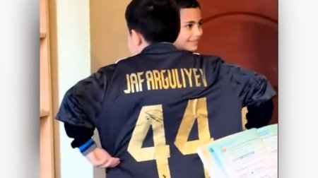 Elvin ona hədiyyə göndərdi, süni intellektdir deyib inanmadı &ndash; VİDEO