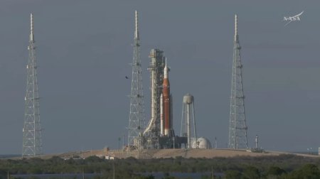 NASA 50 il sonra ilk dəfə Aya insanlı missiyanı həyata keçirib