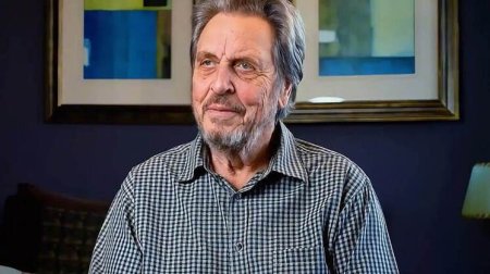 İlon Maskın atası oğlunun məktəbdə &ldquo;axmaq&rdquo; adlandırılmasından danışıb - VİDEO