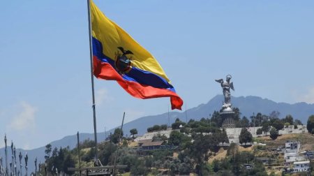 Ekvador Kolumbiyadakı səfirini müvəqqəti olaraq geri çağırır