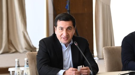 Hikmət Hacıyev: &ldquo;Azərbaycan sülh gündəliyinə sadiqdir&rdquo;- FOTO
