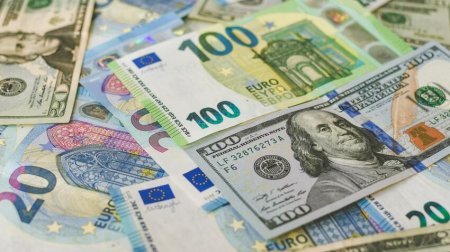 Yeni məzənnə: Avro ucuzlaşdı, rus rublu bahalaşdı