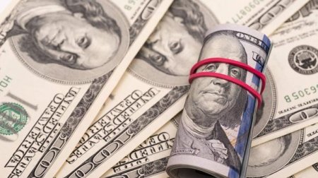 Dollar almaq istəyənlərin NƏZƏRİNƏ