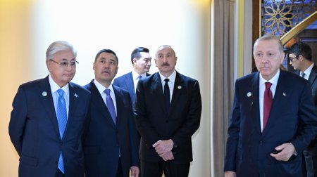Türk Dünyasının liderləri &ldquo;Həzrət Sultan&rdquo; muzeyində - FOTO
