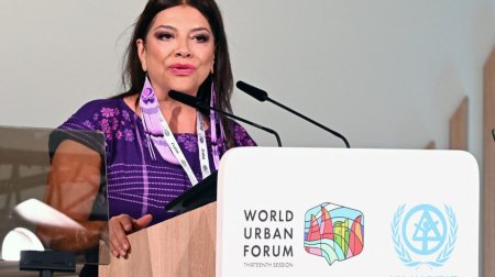 &ldquo;Bu gün biz Şərq ilə Qərbin kəsişməsində bir araya gəlmişik&rdquo;