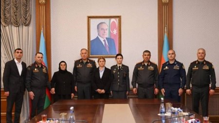 Milli Qəhrəman Pəncəli Teymurovun medalı ailəsinə TƏQDİM OLUNDU