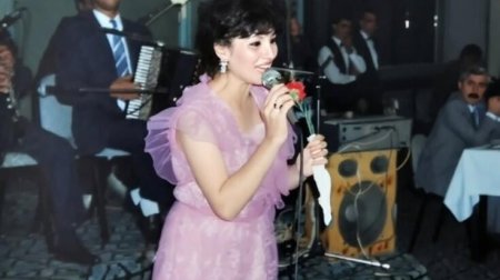 &ldquo;Həmin vaxt artıq ana olacağımı yeni öyrənmişdim"