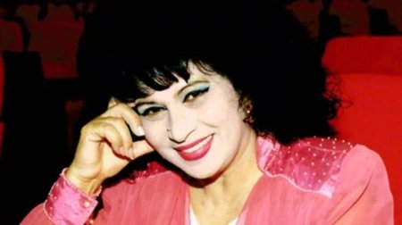 Zeynəb Xanlarova: Şəklə baxıb ərə getdim, görüşmədim - VİDEO