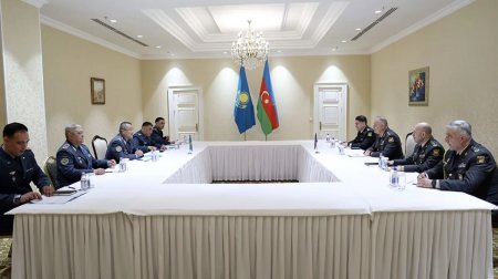 Kərim Vəliyev Qazaxıstanın xüsusi medalı ilə təltif olundu &ndash; FOTO