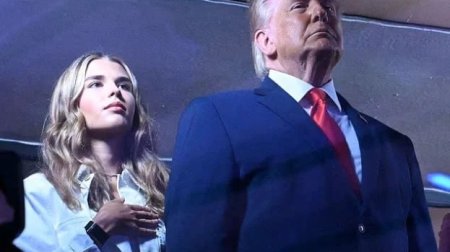 Trampın yeni gizli silahı: Nəvəsi İvankanın yerini tutur &ndash; FOTO