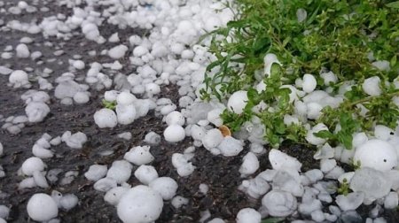 Hava kəskin dəyişir: Temperatur 7 dərəcə enəcək, dolu düşəcək &ndash; XƏBƏRDARLIQ