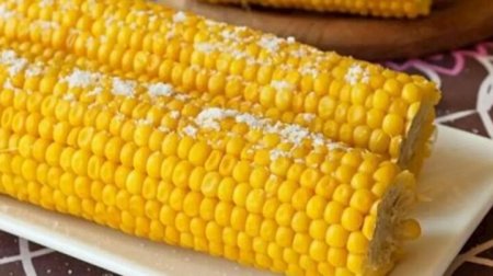 Kimlərə qarğıdalı yemək olmaz?