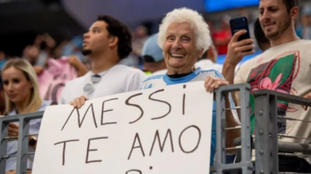 100 yaşlı superfanat DÇ-2026-nın əsas ulduzuna çevrildi: "Messi, mənimlə evlənərsən?" &ndash; VİDEO
