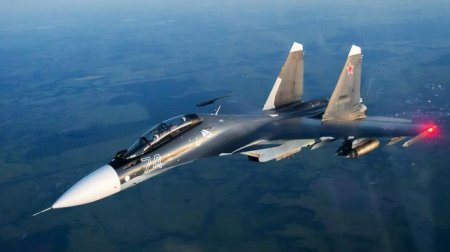Ukrayna Krımda "Su-30" qırıcılarının yerləşdiyi anqarları vurdu