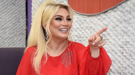 "Rühəngiz bir oturuma bütöv çörəyi yeyir"