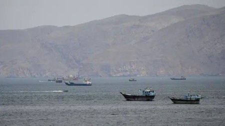 İran və Oman Hörmüz boğazında yeni dəhliz AÇIR
