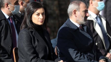 Paşinyanın həyat yoldaşı təhdid edildiyini açıqladı