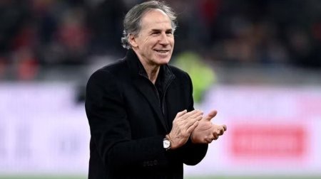 Əfsanəvi futbolçu vəfat etdi
