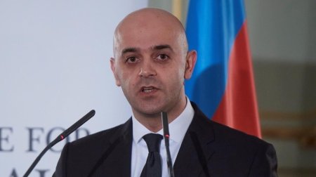 Azərbaycanın UNESCO yanında daimi nümayəndəsi təyin edilən Fəxrəddin İsmayılov kimdir? -DOSYE