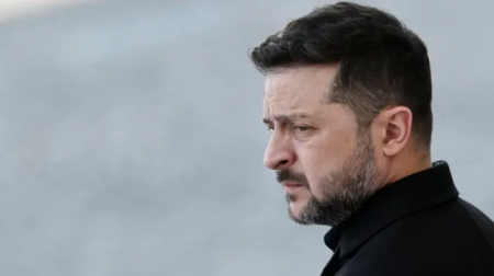Zelenski: &ldquo;Ukrayna Donbası tərk edən deyil&rdquo;