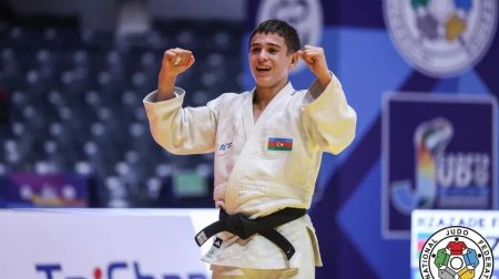 Fərid Rzazadə dünya çempionu oldu &ndash; FOTO
