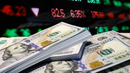 İranda dollar rekord həddə yaxınlaşdı