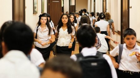 Məktəblərdə &ldquo;musiqili tənəffüs&rdquo; təklifi &ndash; Nə vaxt tətbiq oluna bilər?