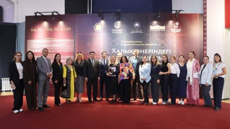 Almatıda &ldquo;Zamanın nəfəsi xalq sənətində&rdquo; sərgisi açılıb &ndash; FOTO