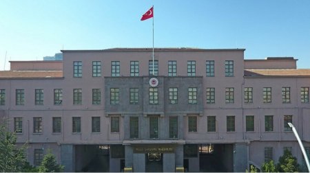 Türkiyə Milli Müdafiə Nazirliyi Azərbaycanda keçirilən təlimdən görüntülər paylaşdı &ndash; VİDEO