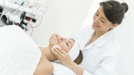 38 kosmetoloqun qanunsuz fəaliyyət göstərdiyi üzə çıxdı &ndash; RƏSMİ