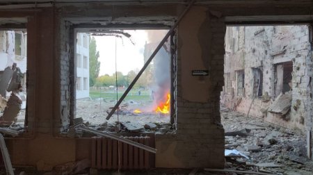 Rusiya Sumidə məktəbi bombaladı: Ölənlər var &ndash; FOTO/VİDEO