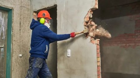 Mənzilinin divarlarını, balkonları söküb otağa birləşdirənlərə XƏBƏRDARLIQ