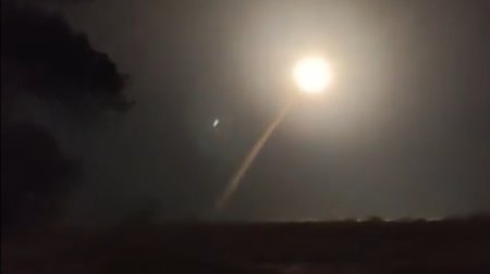 Ukrayna ilk dəfə öz ballistik raketini döyüşdə tətbiq etdi - VİDEO