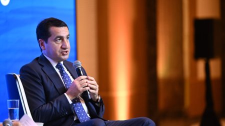 Hikmət Hacıyev: &ldquo;Sülh sazişini yalnız Ermənistan hökuməti ilə deyil, erməni xalqı ilə də bağlamaq istəyirik&rdquo;