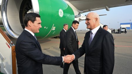 Türkmənistan Prezidenti Azərbaycana gəldi