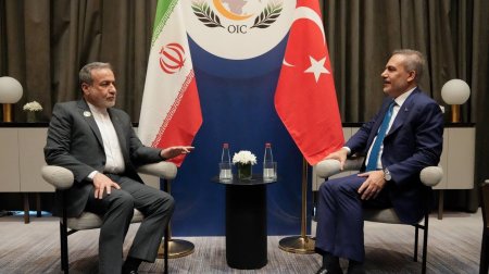 Hakan Fidan və Əraqçi İslam ölkələri arasında əməkdaşlığın gücləndirilməsindən DANIŞDILAR