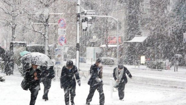 XƏBƏRDARLIQ: Yenidən qar yağacaq, şaxta olacaq, yollar buz bağlayacaq