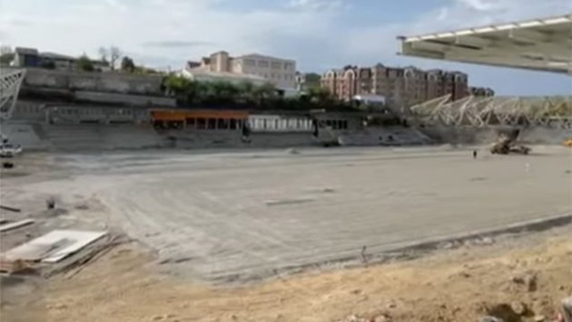 Xankəndi stadionu yenidən belə qurulur - VİDEO