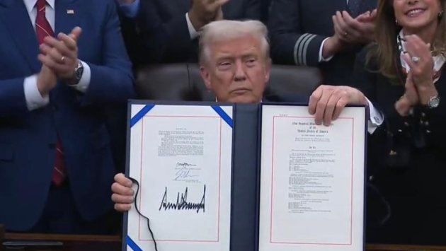 ABŞ-da şatdaun RƏSMƏN ləğv edildi - VİDEO