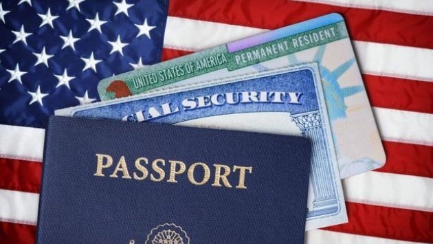 ABŞ "Green Card"la ölkəyə gəlişi DAYANDIRIR