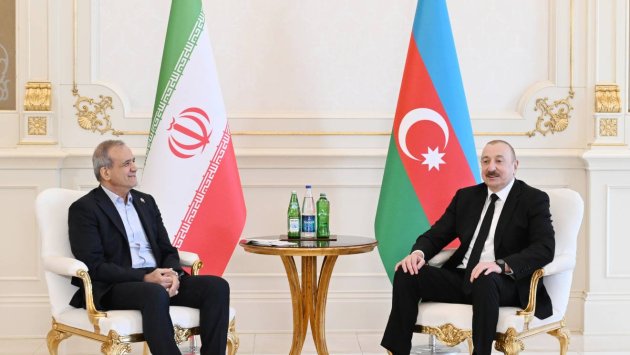 Pezeşkian İlham Əliyevə ZƏNG ETDİ