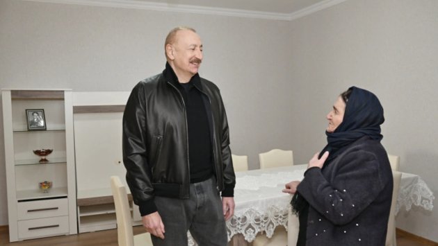 Prezident Ağdərənin Çapar kəndindəki ailənin qonağı oldu - VİDEO