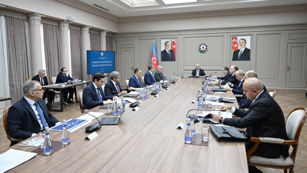 İqtisadi Şuranın iclası KEÇİRİLDİ &ndash; FOTO