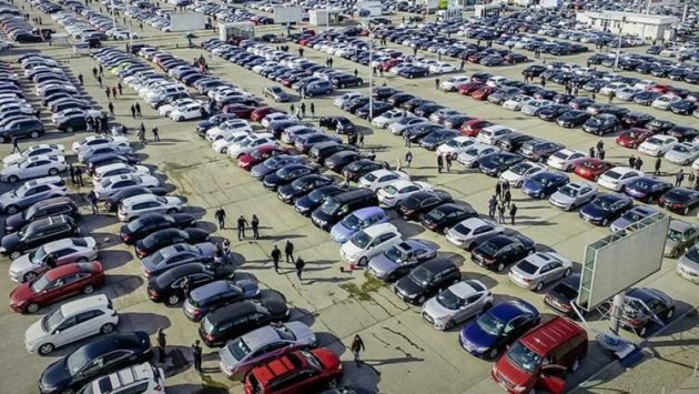 Maşın almaq istəyənlərin NƏZƏRİNƏ - VİDEO